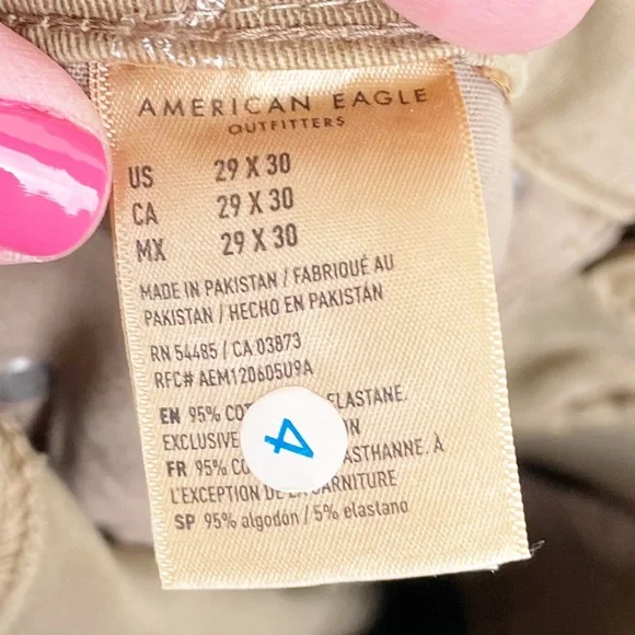 NEW American Eagle Men's Next Level Flex Athletic Tan Khaki Jeans Size 29 x 30 - Picture 7 of 10